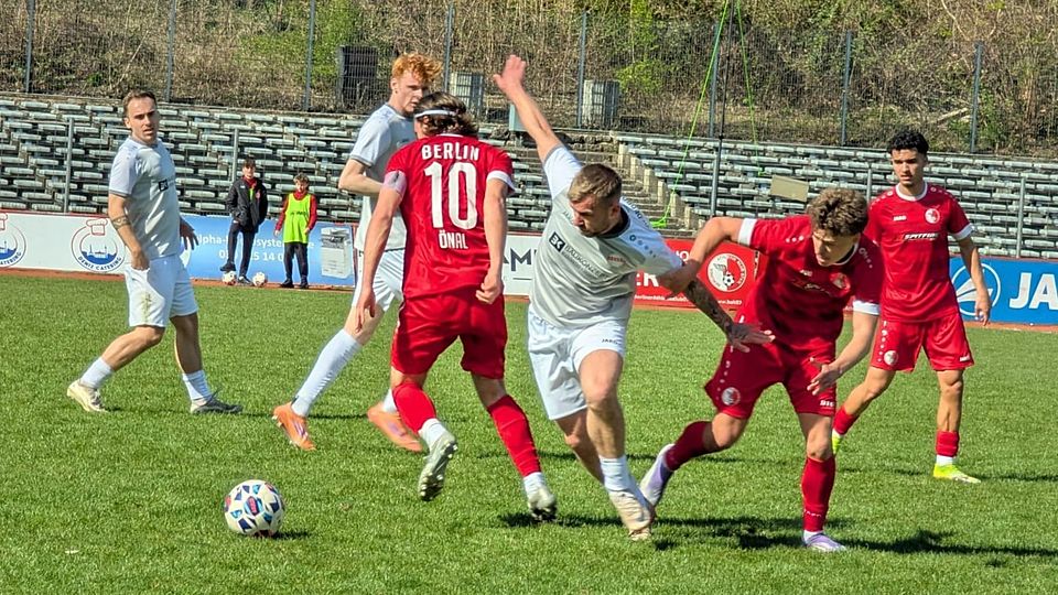 Mawd-Doppelpack lässt BAK jubeln: Befreiungsschlag in der Oberliga