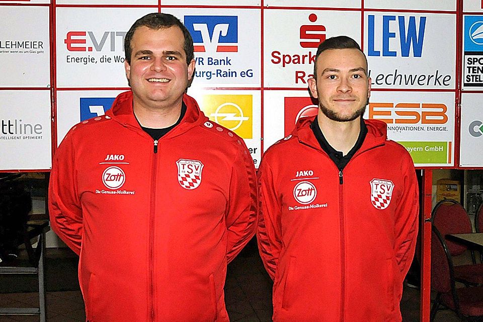 Das neue junge Trainergespann des TSV Rain II: Johannes Hanfbauer (links) und Michael Haid.
