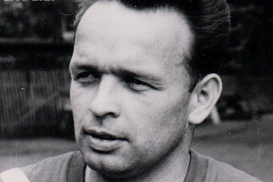 Der erste Kapitän des SC Cottbus Lothar Gentsch ist im Alter von 85 Jahren verstorben.