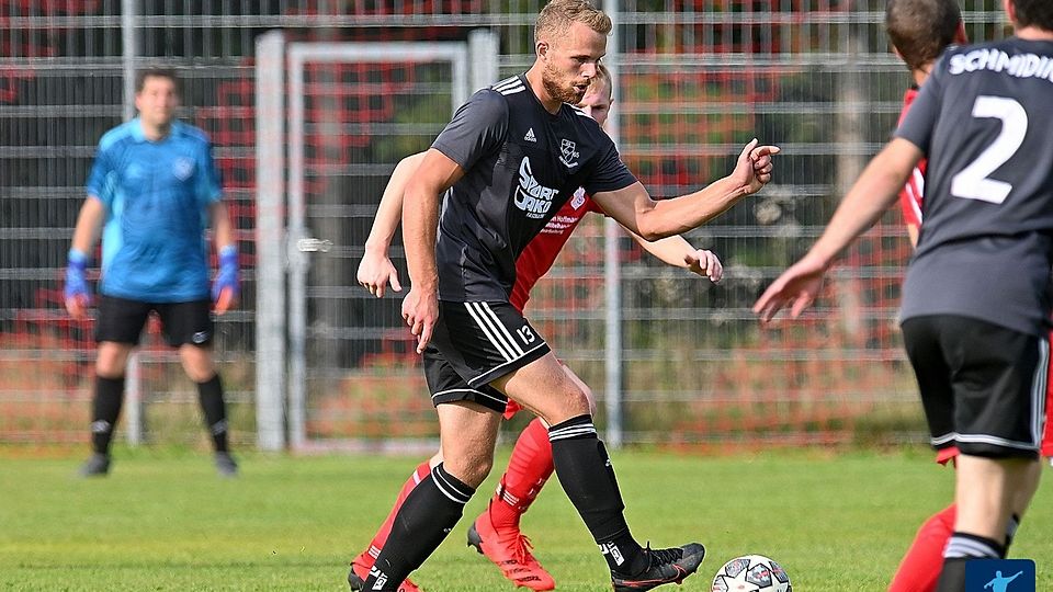 Alexander Kaspar (mitte) lenkte den SSV Hinterschmiding mit seinen beiden Treffern auf die Siegerstraße.