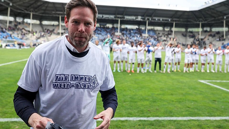 Liebeserklärung an die Löwen: Christian Werner, seit Januar 2024 als Sportgeschäftsführer im Amt, fühlt sich bei 1860 gerade am richtigen Platz.