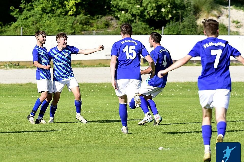 Die Youngsters vom FC Dingolfing II könnten nach dem Titel der ersten Mannschaft deren Platz in der Bezirksliga einnehmen.