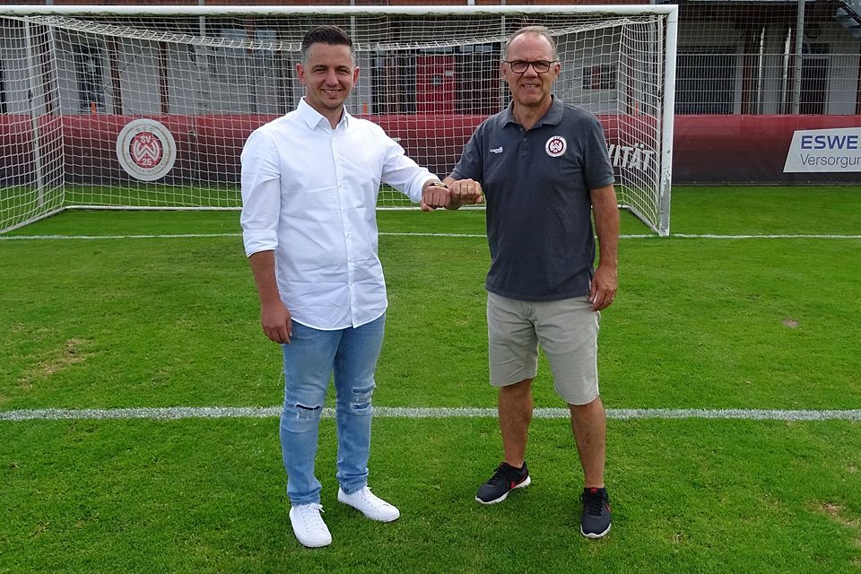 Vincenzo di Maio (links) ist neuer U17-Trainer beim SVWW. Rechts NLZ-Chef Armin Alexander.