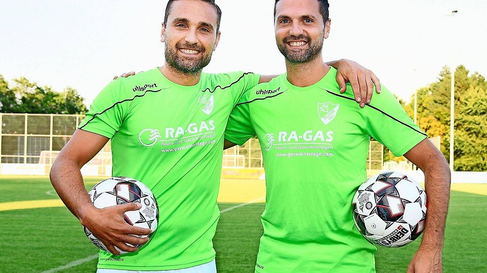 Auf die alten Fußballertage noch einmal zusammen in einer Mannschaft: die in Rohr eingestiegenen Brüder Giampiero Lapeschi (links, 39 Jahre) und Fabio Lapeschi (rechts, 38 Jahre).