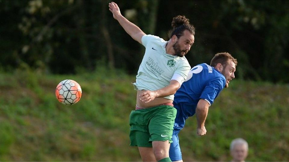 2:0 setzten sich Andy Pfeiffer (weiß) und der SV Kenzingen durch. | Foto: Patrick Seeger