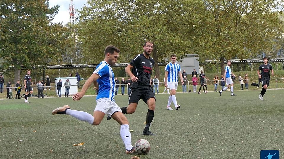 Archivfoto der Ladenburger (weiß-blau).