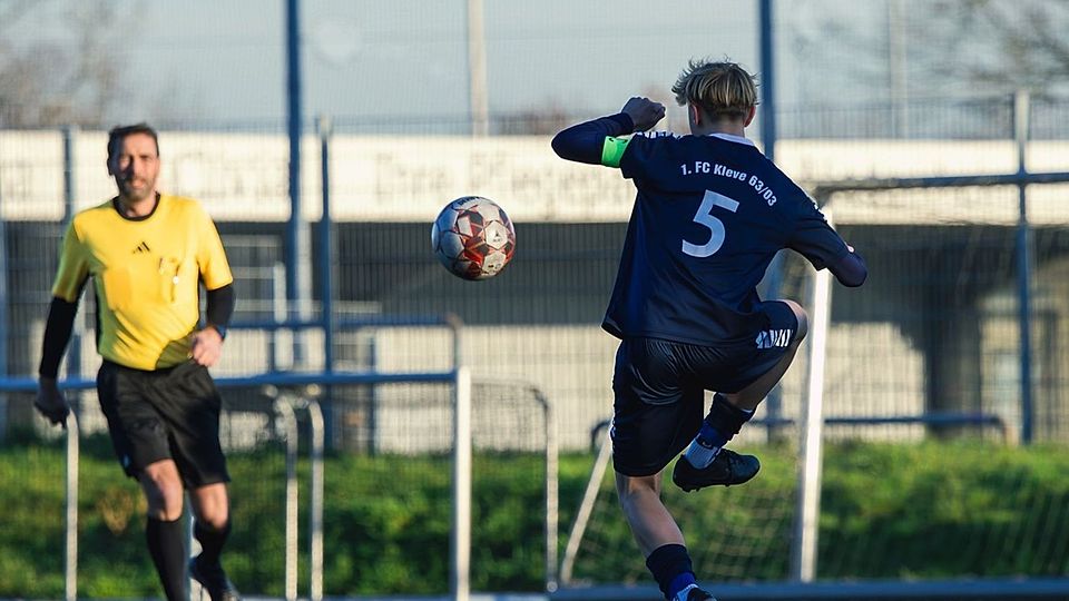Die U15 des 1. FC Kleve hat die Pflichtaufgabe gelöst. 