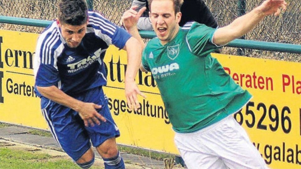 Ins Stolpern gerieten die Jetzendorfer (rechts Tobias Hellfritzsch) im Spiel beim TSV Rohrbach.