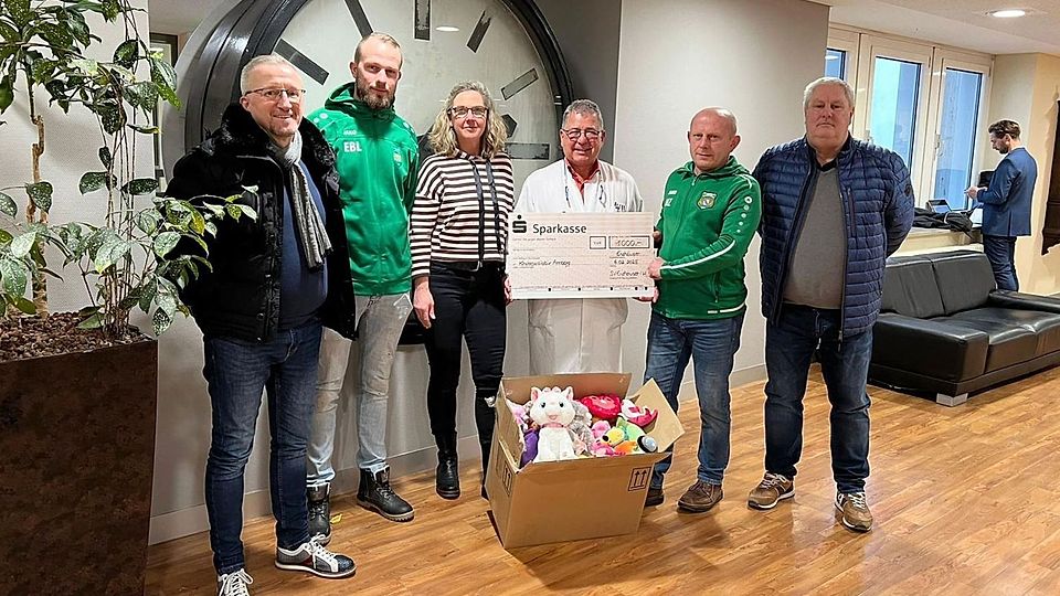 Der SV Erzhäuser übergab eine großzügige Spende an das Kinderpalliativteam Ostbayern in Amberg.