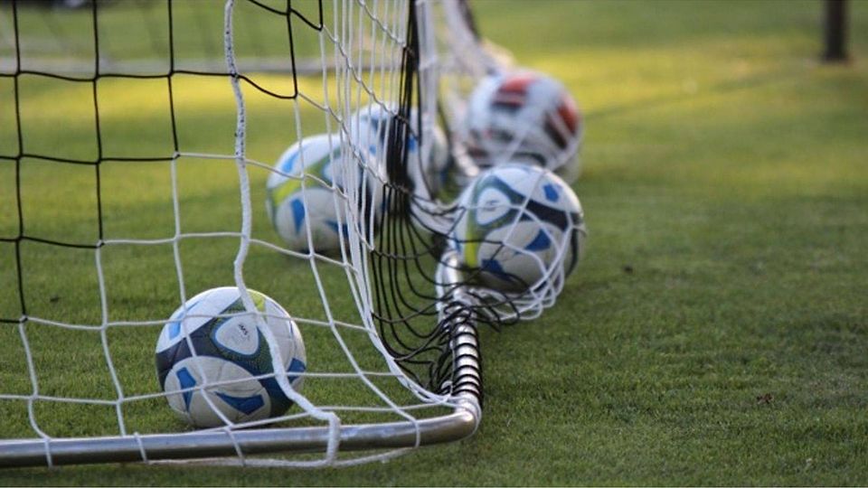 Die B-Jugend der Sportfreunde Siegen musste eine deutliche Niederlage in Dortmund einstecken.