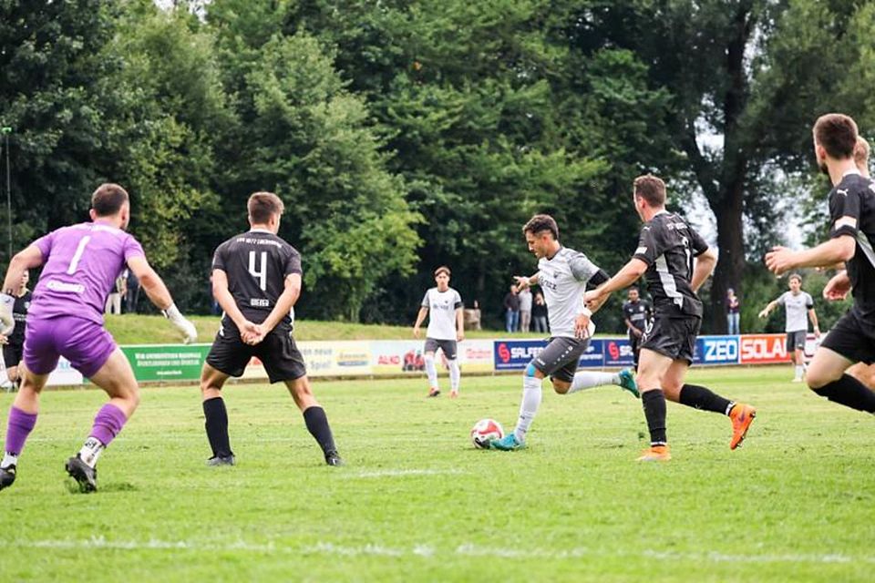 Doppelpacker Bastian Grahovac schießt zu frühen Führung ein