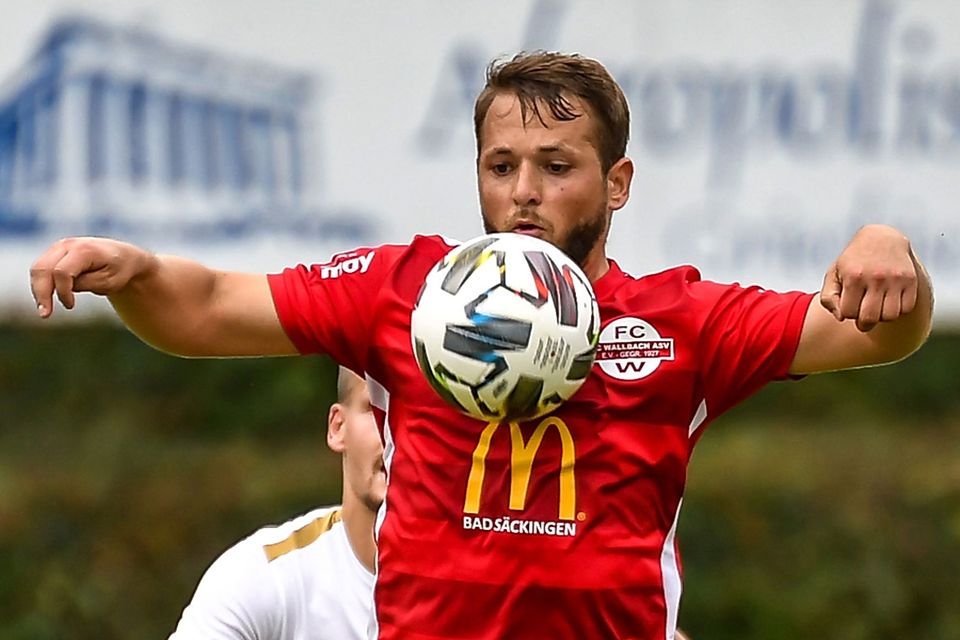 Dan Stengritt trug sich bei Wallbachs 4:0-Sieg in Stühlingen in die Torschützenliste ein. | Foto: Gerd Gründl