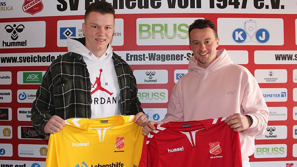 Jonas Marschner (li.) streift sich künftig wieder das Trikot des SV Eichede über - sein Bruder Yannick (re.) geht sogar in seine 14. Saison.