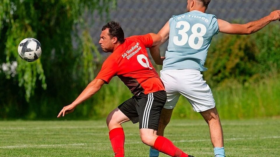 Andreas Wolf (links) kann mit der SG Unadingen/Dittishausen über die Relegation den Klassenerhalt doch noch schaffen.