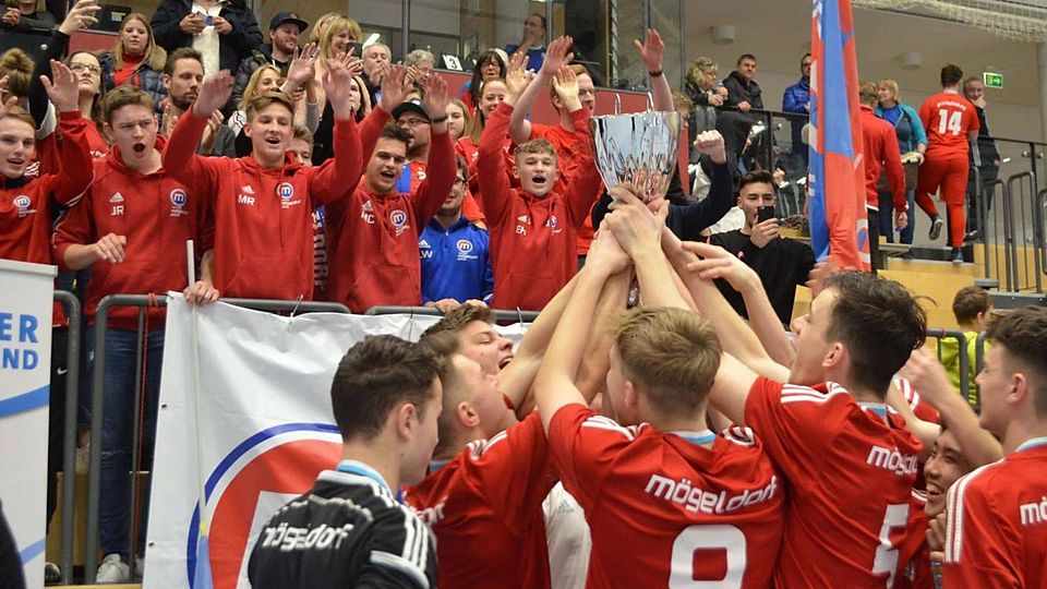 Während die SpVgg Mögeldorf ihren Coup bei der bayerischen Hallenmeisterschaft feierte, blieb für den schwäbischen Vertreter TSV Nördlingen nur die Zuschauerrolle.