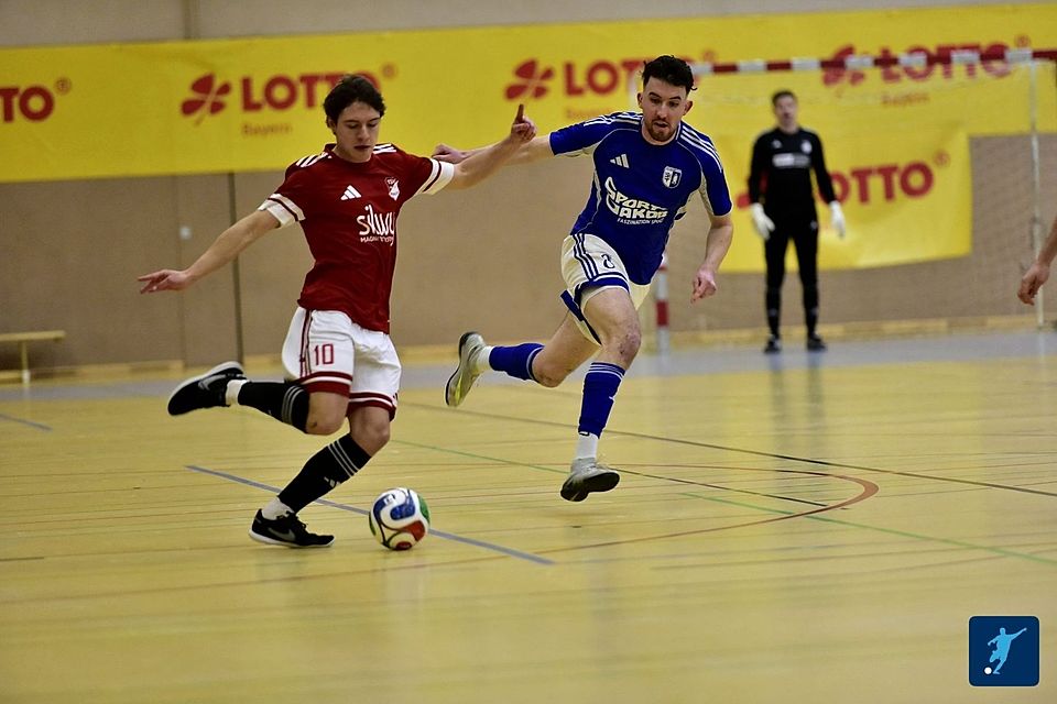 Jan Leimpek (links) gehört zur ersten Generation, die mit Futsal aufgewachsen ist, was in den vergangenen Hallen-Wochen offensichtlich geworden ist.