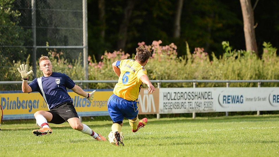 Manuel Joch in Aktion: der 19-Jährige soll Gaßner im Tor ersetzen.F: Schneider