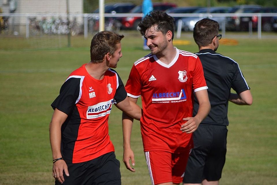 17 Treffer erzielte Luca Born (rechts) in der laufenden Saison bereits für Rot-Weiß Kemberg. 