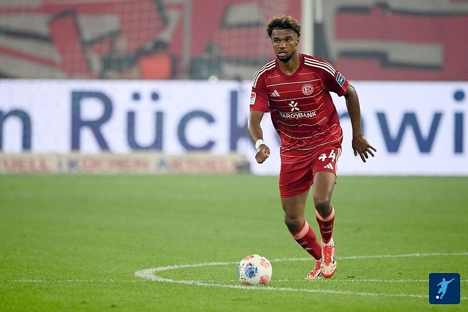 Elias Egouli ist dabei, sich bei den Profis durchzusetzen. Elias Egouli ist dabei, sich bei den Profis durchzusetzen.