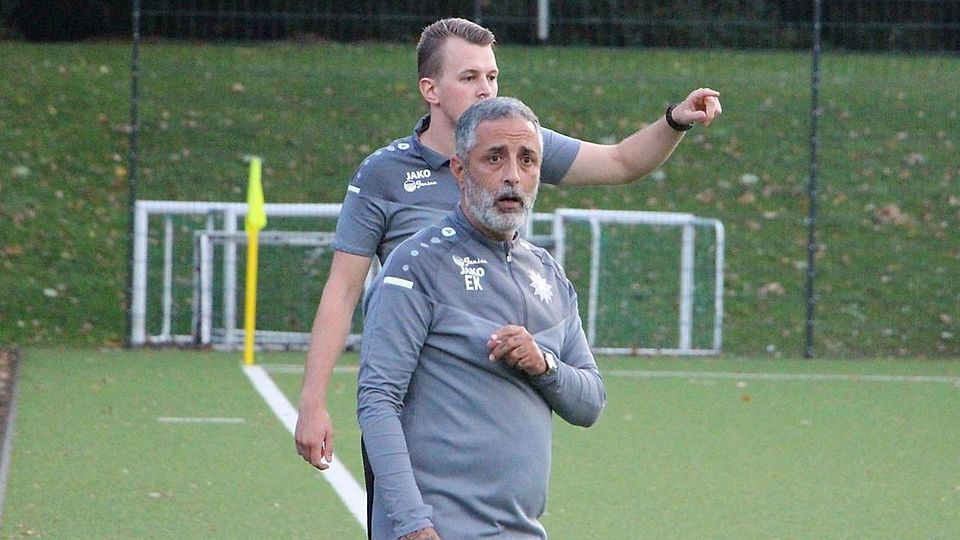 Erhan Kuralay coacht den PSV mit Leib und Seele.