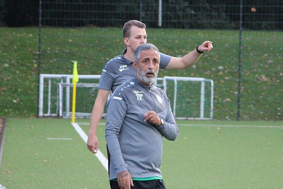 Erhan Kuralay coacht den PSV mit Leib und Seele.