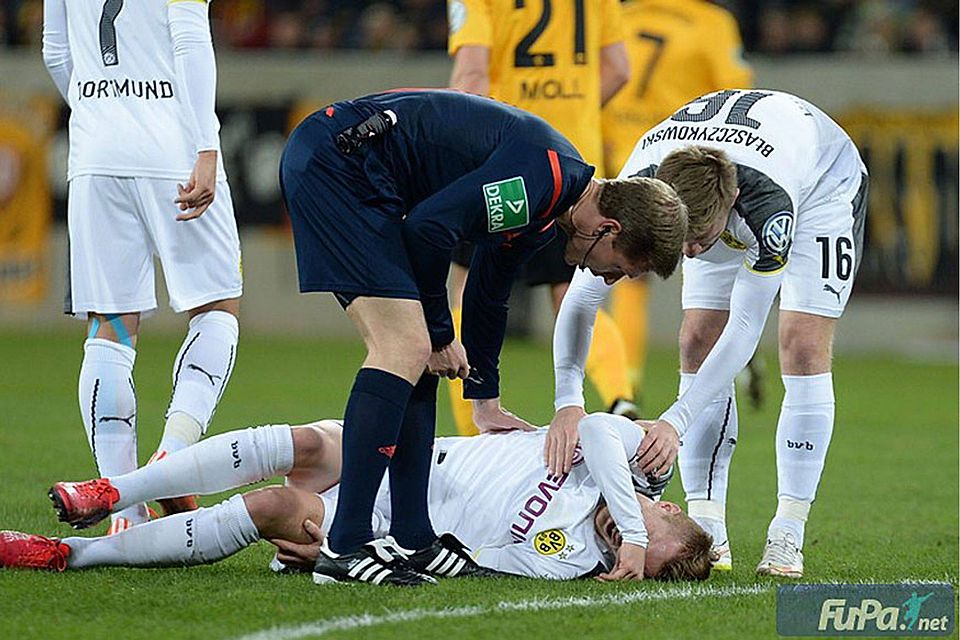 Marco Reus musste beim Spiel in Dresden in 24. Minute nach einem Foul von Dennis Erdmann in der 24. Minute ausgewechselt werden. Foto: Getty Images