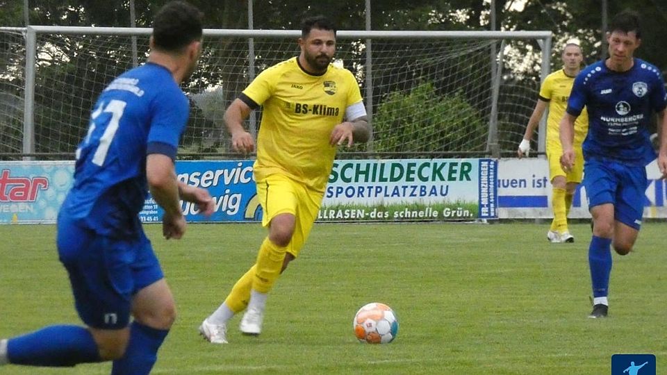 Der SV Biengen um Spielführer Manssur Loudin (am Ball) rang der SG Simonswald/Obersimonswald ein 1:1 ab. 