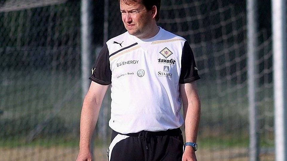 Mit der SpVgg Niederaichbach schaffte Herbert Hasak dreimal den Klassenerhalt in der Bezirksliga West.