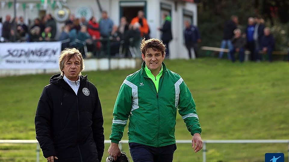 Stefan Gosing (r.) mit seinem "Weggefährten" Michael Wurst. Er war sechs Jahre lang beim Herner Stadtrivalen SV Sodingen tätig.