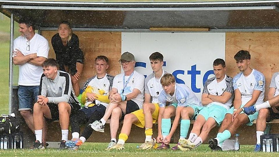 Regen und Gewitter sorgten für einen Spielabbruch.