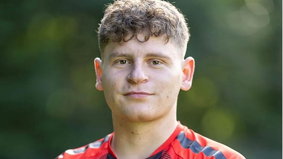 Elias Pejas traf per Kopf zum Sieg