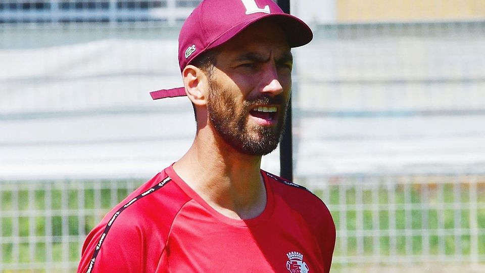 Nach vier Monaten ist seine Zeit beim TSV Wertingen bereits vorbei: Der Bezirksligist trennte sich von Trainer Uli Bunk. 