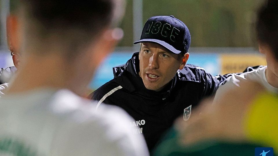 Lobte die erste, und kritisierte die zweite Halbzeit seiner Mannschaft: Murnaus Trainer Martin Wagner.