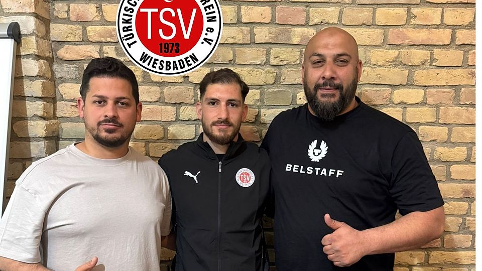 Die TSV-Verantwortlichen freuen sich über Neuzugang Alim Göcek (Mitte).