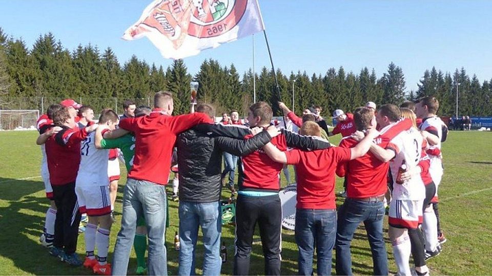 Als Spielgemeinschaft erreichten Bischofsreut und Altreichenau mit dem Kreisligaaufstieg 2017 den jeweils größten Vereinserfolg. F: Seibold