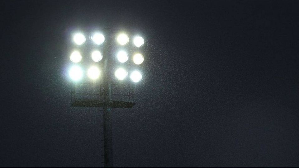 Die Sportfreunde Siegen und der FC Ebenau sind ins Pokal-Viertelfinale eingezogen.  Symbolfoto: Rinke