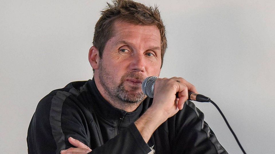 Will sich mit dem erneuten Klassenerhalt verabschieden: Hankofens Trainer Gerry Huber. 