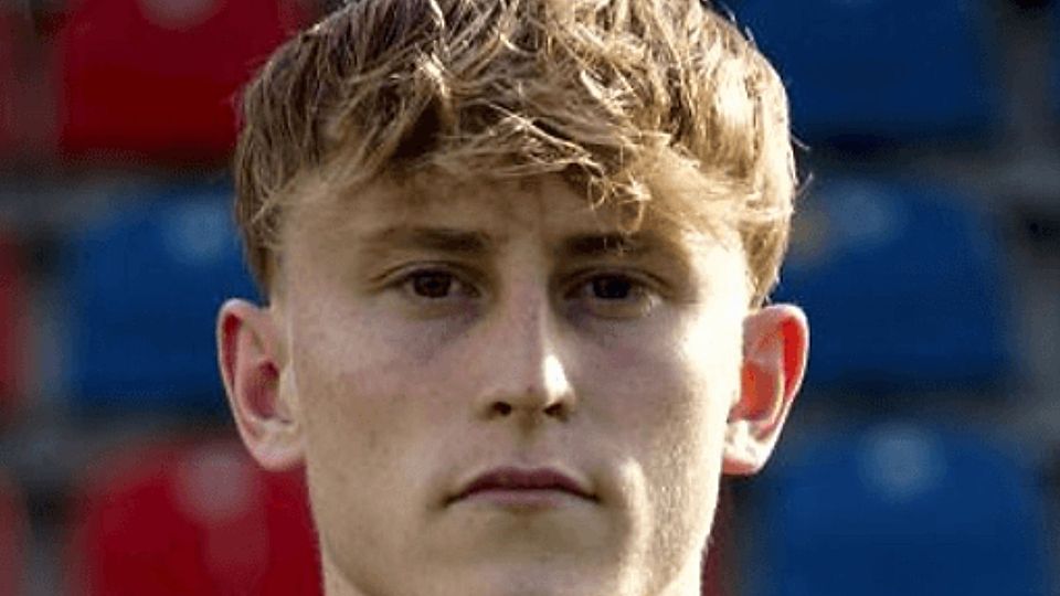 Frederik Meurs bleibt dem 1. FC Kleve erhalten.