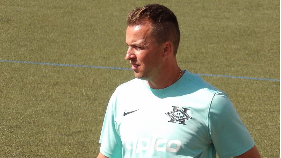 Daniel Errens übernimmt den DJK Südwest Köln als Trainer.