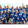 SHFV-Pokalsieger 2016: Die Frauen des Schleswig-Holstein-Ligisten SSC Hagen Ahrensburg feiern den Titel. Foto: tj