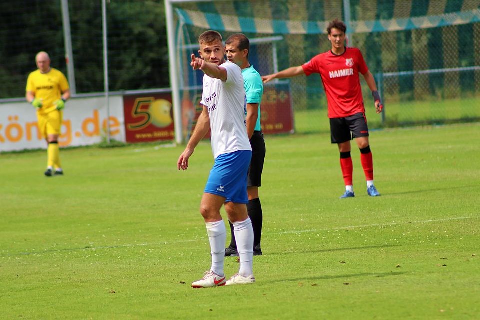 Olchings Paul Niehaus im Spiel gegen den TSV Aindling.