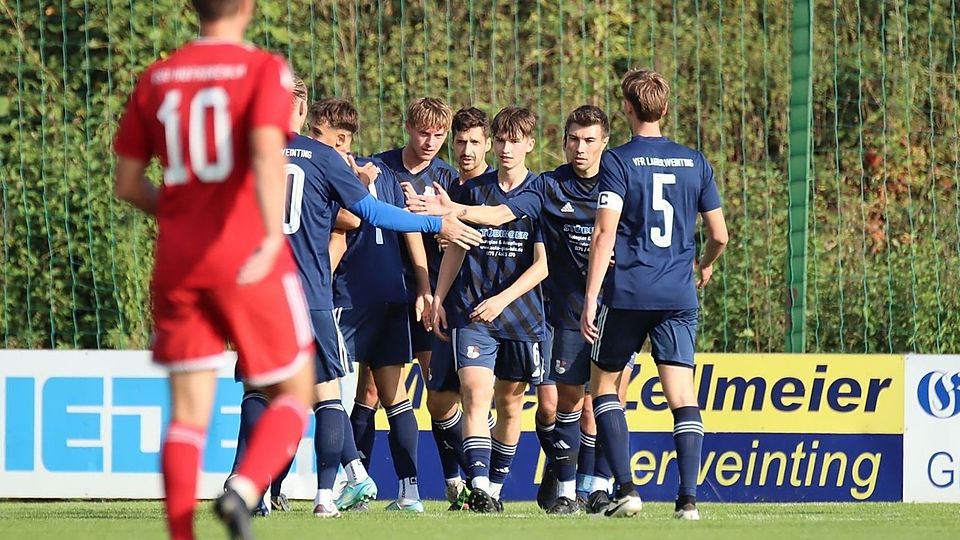 Der VfR Laberweinting hat am vergangenen Wochenende das Topspiel in Niederaichbach und so die Kreisklasse Dingolfing extrem spannend gemacht.