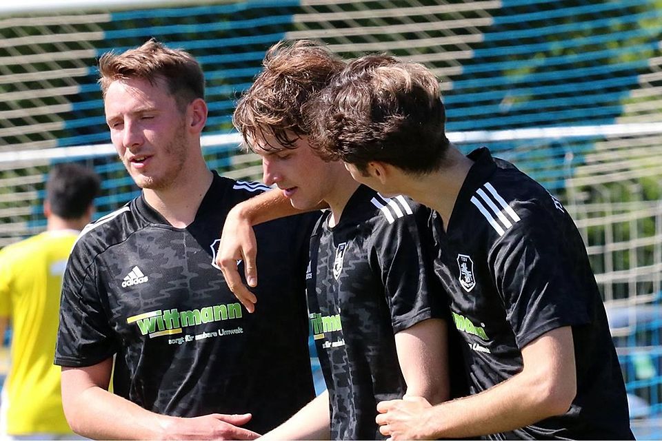 Die jungen Wilden wirbeln endlich erfolgreich: Der Trend beim TSV Gräfelfing um (v.l.) Felix Domesle (18), Nico Bohn (20) und Mateo Pranjic (21) ist ganz klar positiv.