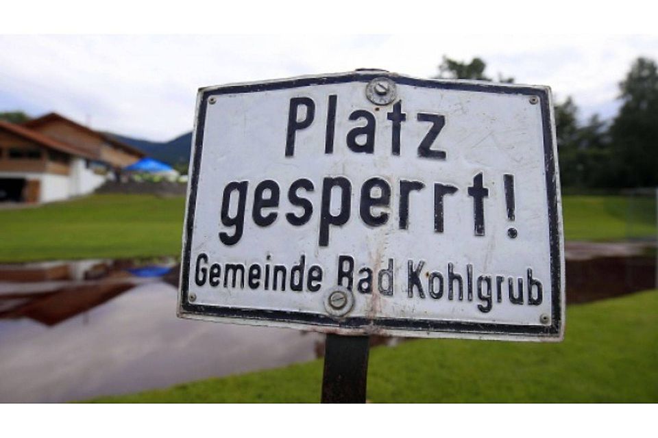 Fußball-Verbot: Der Platz am Erle ist fürs Erste gesperrt. Foto: Mayr (Archiv)