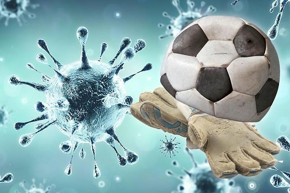 Das Coronavirus beeinflusst derzeit viele Fußballspiele. 	