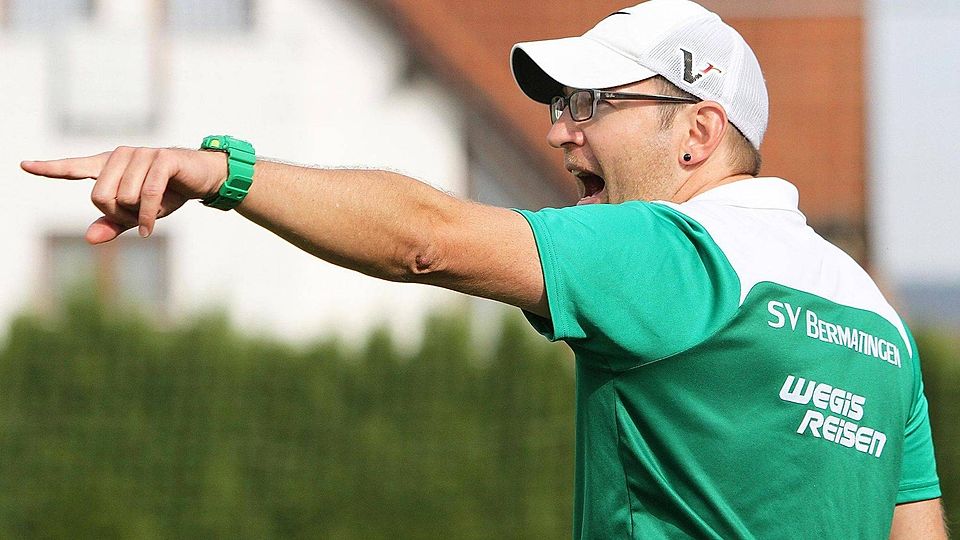 Derbypunkte im Visier: Auf Trainer Markus Eichner und den SV Bermatingen wartet beim SV Deggenhausertal allerdings eine sehr schwere Aufgabe. SZ-Archivfoto: khb