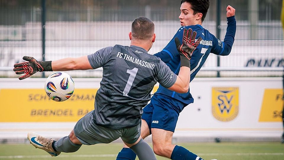 Stephan Sturm erzielte das Wenzenbacher Führungstor gegen Thalmassing.
