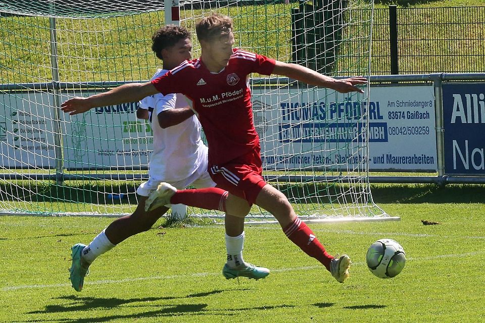 Zweikämpfe gewinnen, alles wegverteidigen: Für den Neu-Heilbrunner Linksverteidiger Justin Rösch (21), zuvor für Bichl in der A-Klasse, ist es die „perfekte Position“.