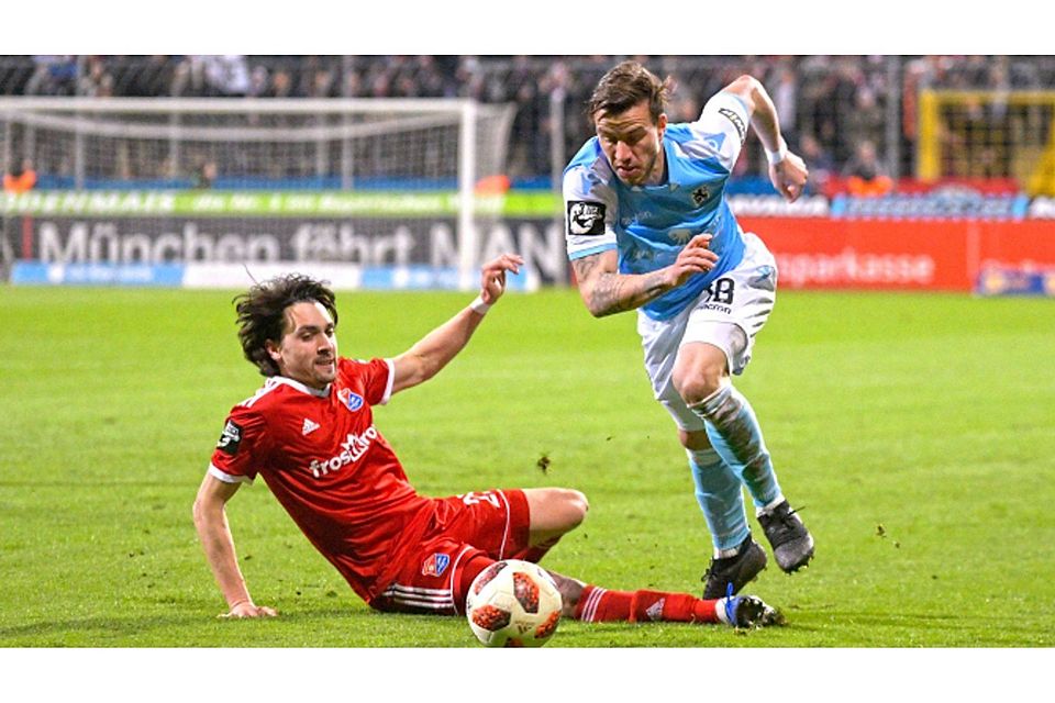 Nico Karger wird dem TSV 1860 München längere Zeit fehlen. Foto: MIS / Bernd Feil 