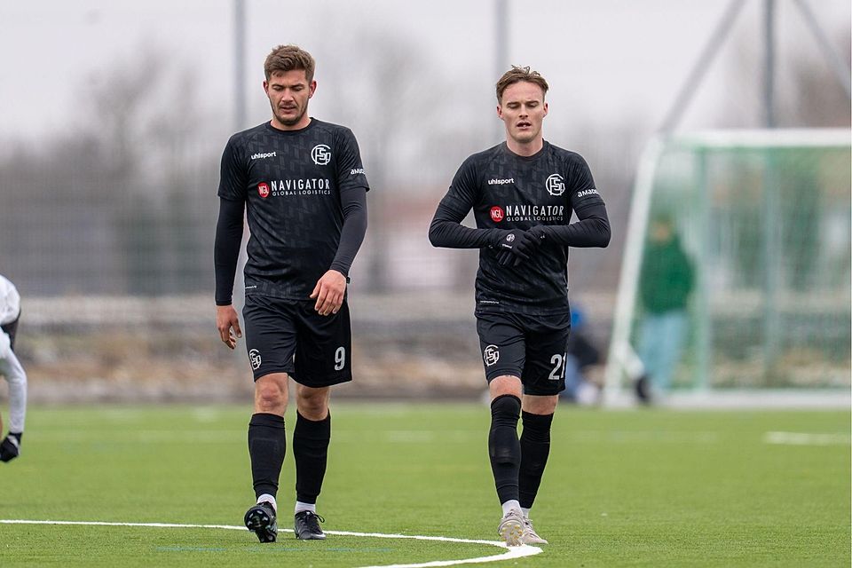 FC Schwaig unterlag 1860 München II mit 0:3. FC Schwaig unterlag 1860 München II mit 0:3.